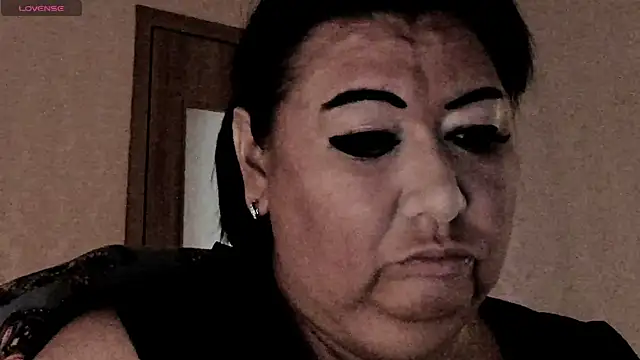 Snapshot of SexxyDreams1 chatting on April 2026 02:49:02 AM SexxyDreams1 online show from April 2026 02:49:02 AM