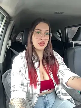 Snapshot of VikiDemi chatting on February 2025 12:05:02 PM VikiDemi online show from February 2025 12:05:02 PM