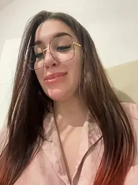 Snapshot of VikiDemi chatting on March 2025 11:41:01 AM VikiDemi online show from March 2025 11:41:01 AM