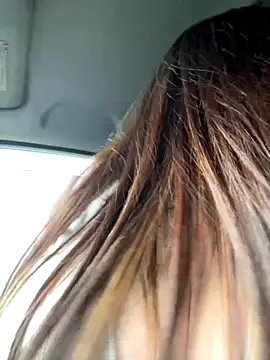 Snapshot of VikiDemi chatting on October 2025 06:35:02 AM VikiDemi online show from October 2025 06:35:02 AM