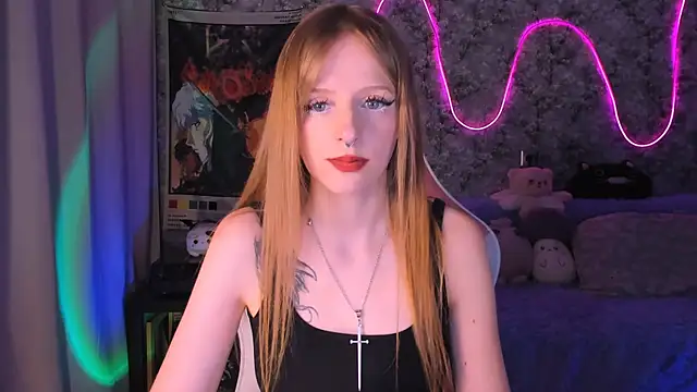 Snapshot of Inma_Lewdness chatting on March 2025 08:37:02 PM Inma Lewdness online show from March 2025 08:37:02 PM