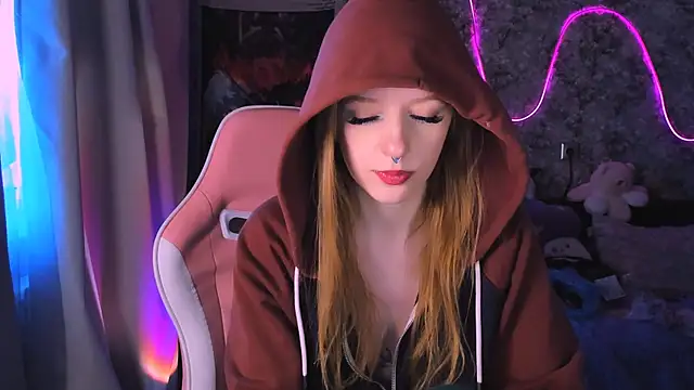 Snapshot of Inma_Lewdness chatting on March 2025 11:53:01 AM Inma Lewdness online show from March 2025 11:53:01 AM