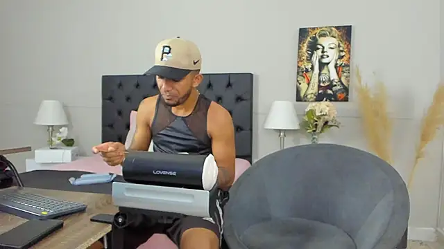 Robin Rief online show from January 2025 06:54:01 AM