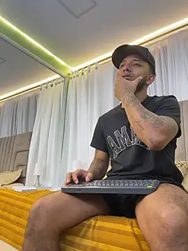 Robin Rief online show from February 2026 03:54:01 AM