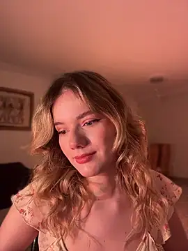 Snapshot of NicoleCut chatting on April 2026 09:56:02 AM NicoleCut online show from April 2026 09:56:02 AM