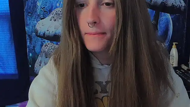 Snapshot of _hellostormy_ chatting on April 2026 08:28:02 PM hellostormy online show from April 2026 08:28:02 PM