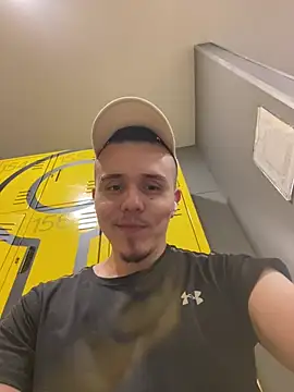 adam-rivera online show from January 2025 09:20:01 PM