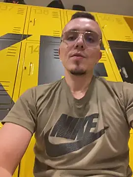 adam-rivera online show from March 2025 09:10:02 PM