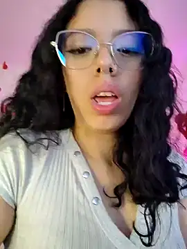 Aurora Brownn online show from February 2025 04:01:01 AM