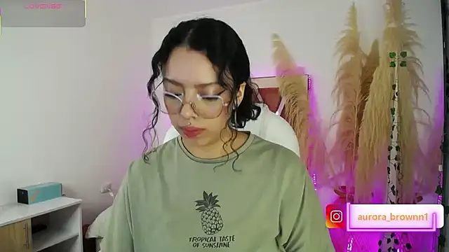 Aurora Brownn online show from September 2025 01:16:02 AM