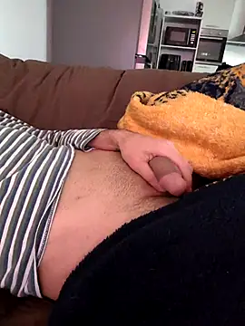 Snapshot of ariel-rick chatting on October 2025 01:18:01 PM ariel-rick online show from October 2025 01:18:01 PM