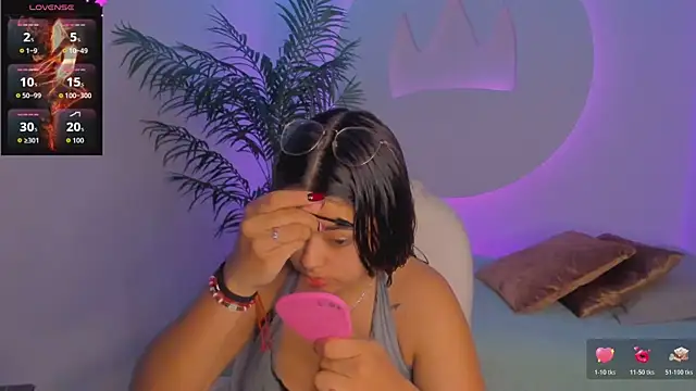 Ariana Pierce online show from November 2025 12:38:01 PM