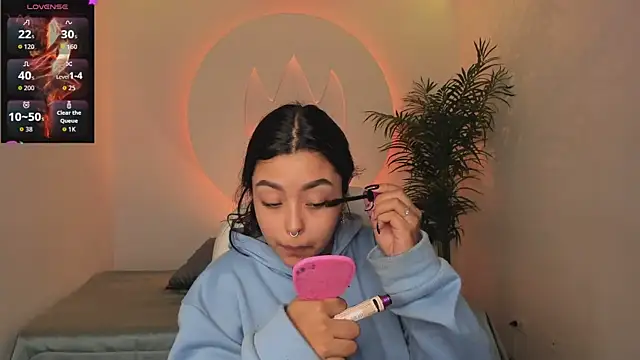 Ariana Pierce online show from November 2025 01:03:01 PM