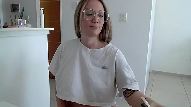 CabledHeredity online show from November 2025 06:02:01 PM