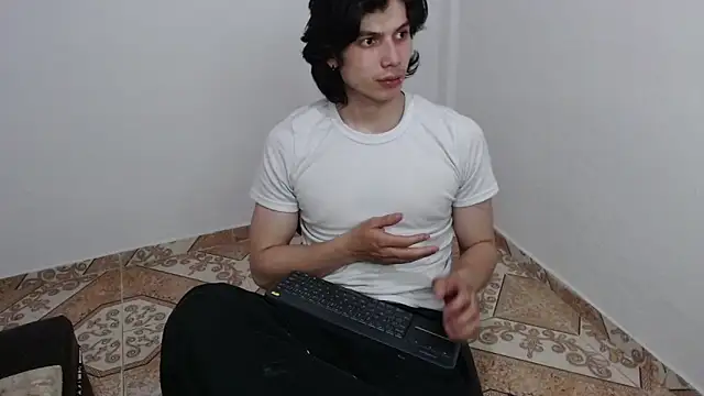 pervertsteens3 online show from February 2026 03:04:01 AM