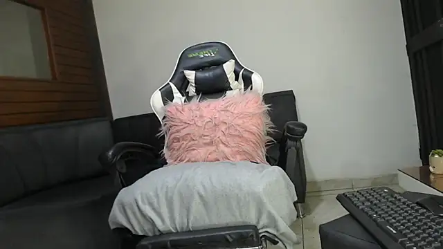 BBC-XXL online show from December 2024 07:47:01 AM