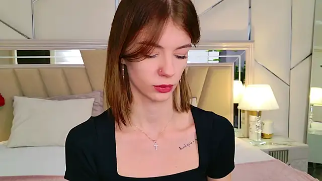 MeganMour online show from November 2025 05:11:01 PM