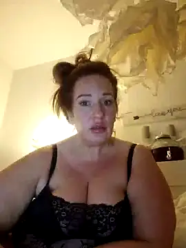 Engel mia online show from February 2025 11:47:02 PM