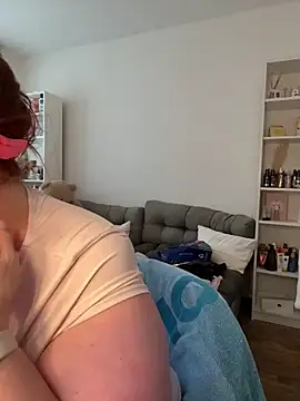 Engel mia online show from February 2026 01:05:02 PM