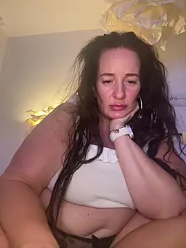Snapshot of Engel_mia chatting on July 2026 10:14:02 PM Engel mia online show from July 2026 10:14:02 PM