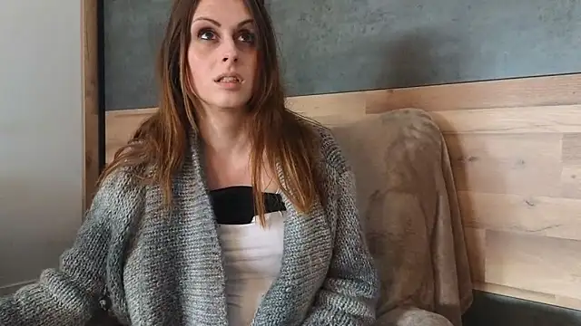 vera jim online show from February 2025 02:55:02 PM