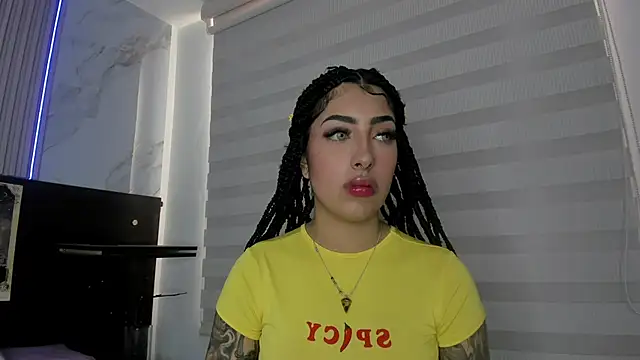 Snapshot of misscheelsee chatting on January 2025 03:32:02 PM misscheelsee online show from January 2025 03:32:02 PM