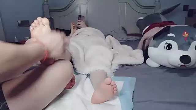 Snapshot of sasa-loves chatting on February 2025 06:28:01 AM sasa-loves online show from February 2025 06:28:01 AM