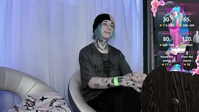 Milten-Trish online show from January 2025 10:41:02 PM