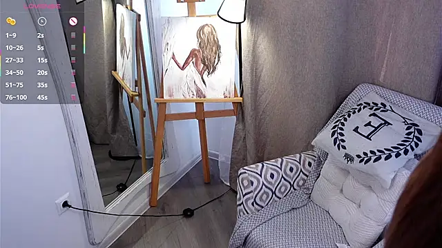 Snapshot of FalineDowlen chatting on January 2025 04:52:01 AM FalineDowlen online show from January 2025 04:52:01 AM