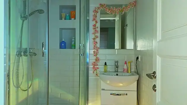 Snapshot of Mia_Mia_M chatting on February 2025 08:42:02 AM Mia Mia M online show from February 2025 08:42:02 AM