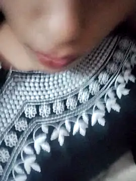 Babby girl08 online show from October 2025 07:15:01 PM