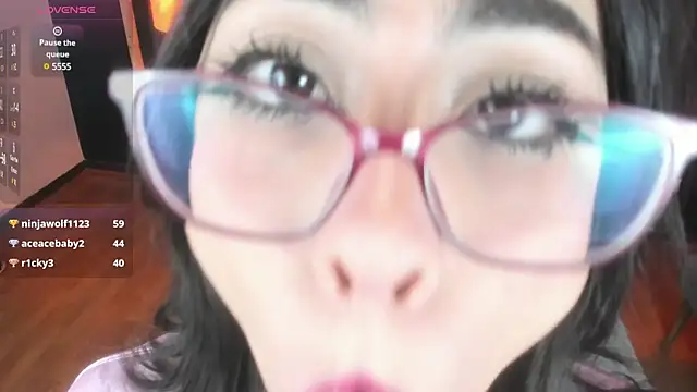 vampy dolll online show from January 2025 12:25:01 AM