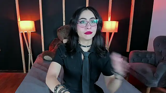 vampy dolll online show from January 2025 12:52:02 PM