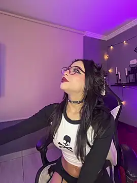 Snapshot of vampy_dolll chatting on March 2026 12:37:02 AM vampy dolll online show from March 2026 12:37:02 AM