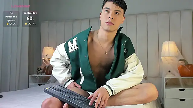 Dammon Stallion online show from October 2025 03:18:01 PM