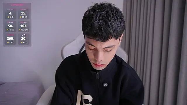 Snapshot of Dammon_Stallion chatting on February 2026 04:14:01 PM Dammon Stallion online show from February 2026 04:14:01 PM