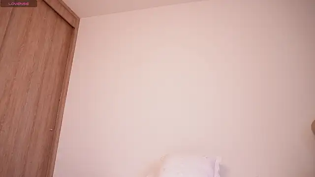 Snapshot of Dammon_Stallion chatting on March 2026 01:18:02 PM Dammon Stallion online show from March 2026 01:18:02 PM