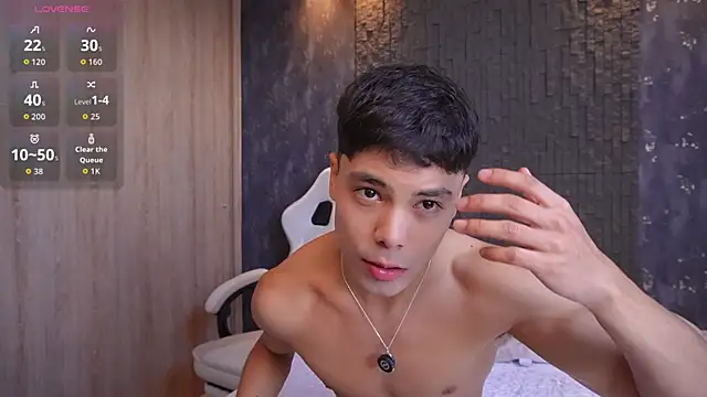 Snapshot of Dammon_Stallion chatting on April 2026 02:26:01 PM Dammon Stallion online show from April 2026 02:26:01 PM