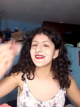 Snapshot of LoveElectra chatting on January 2025 07:21:01 PM LoveElectra online show from January 2025 07:21:01 PM