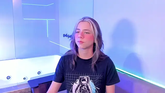 ArtemisaBlake online show from December 2024 09:06:01 PM