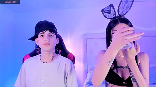 sett and gwen online show from February 2025 04:25:02 AM