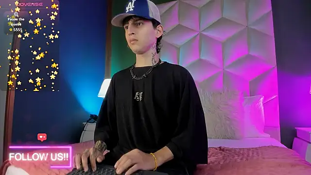 sett and gwen online show from September 2025 04:02:02 AM