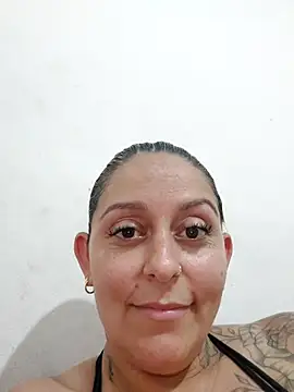 Snapshot of baixinhaloira chatting on February 2025 01:41:01 AM baixinhaloira online show from February 2025 01:41:01 AM