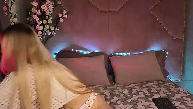 STELLA RICH online show from March 2025 09:05:02 PM