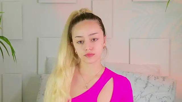 STELLA RICH online show from September 2025 09:04:01 PM