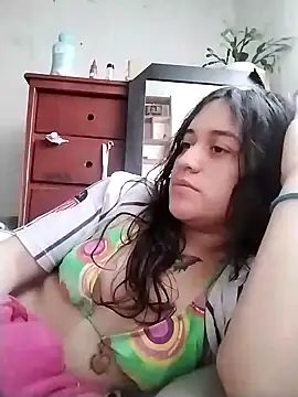 Yaz Moon online show from February 2025 11:34:01 AM