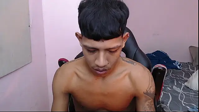 mr stiven  online show from January 2025 01:42:02 AM