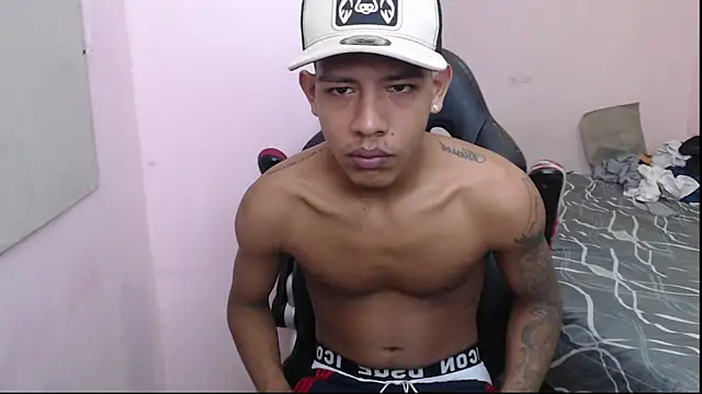 mr stiven  online show from January 2025 03:01:01 AM