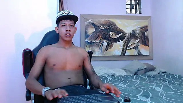 mr stiven  online show from March 2025 03:35:02 AM