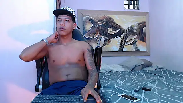 mr stiven  online show from March 2025 06:41:01 AM